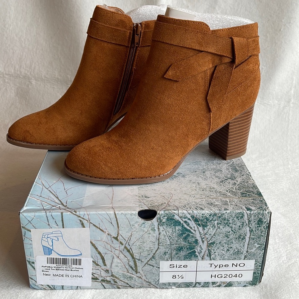 NWT PiePieBuy Tie Knot Chelsea Closed Toe Stacked Heel Booties